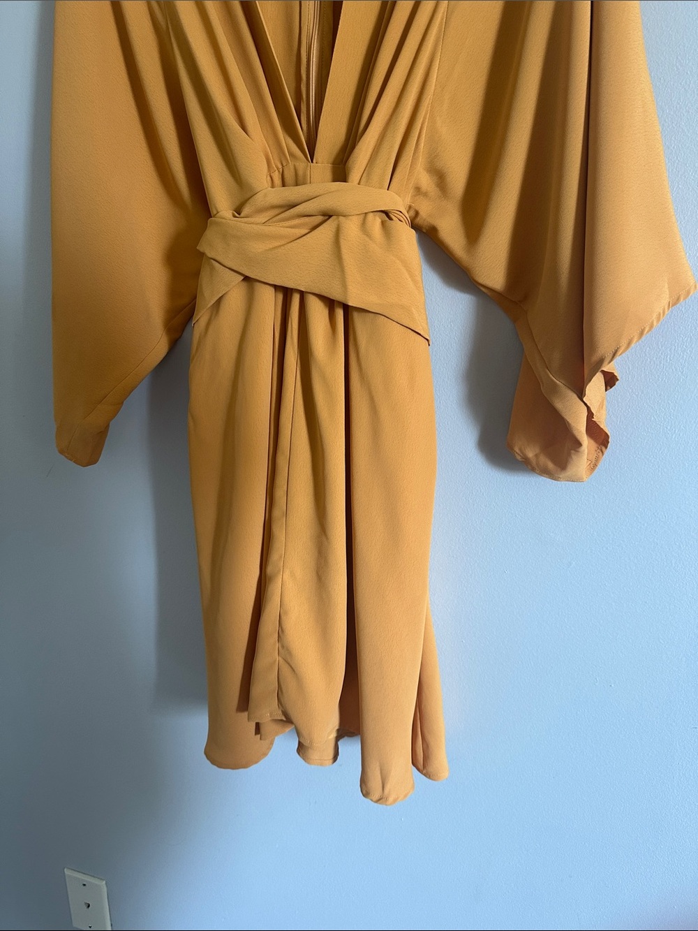 Tied-waist kimono dress - Picture 7 of 9